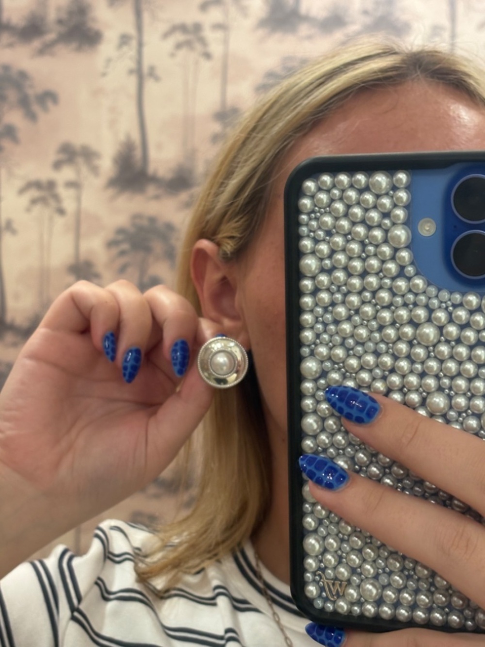 Pearl Statement Studs